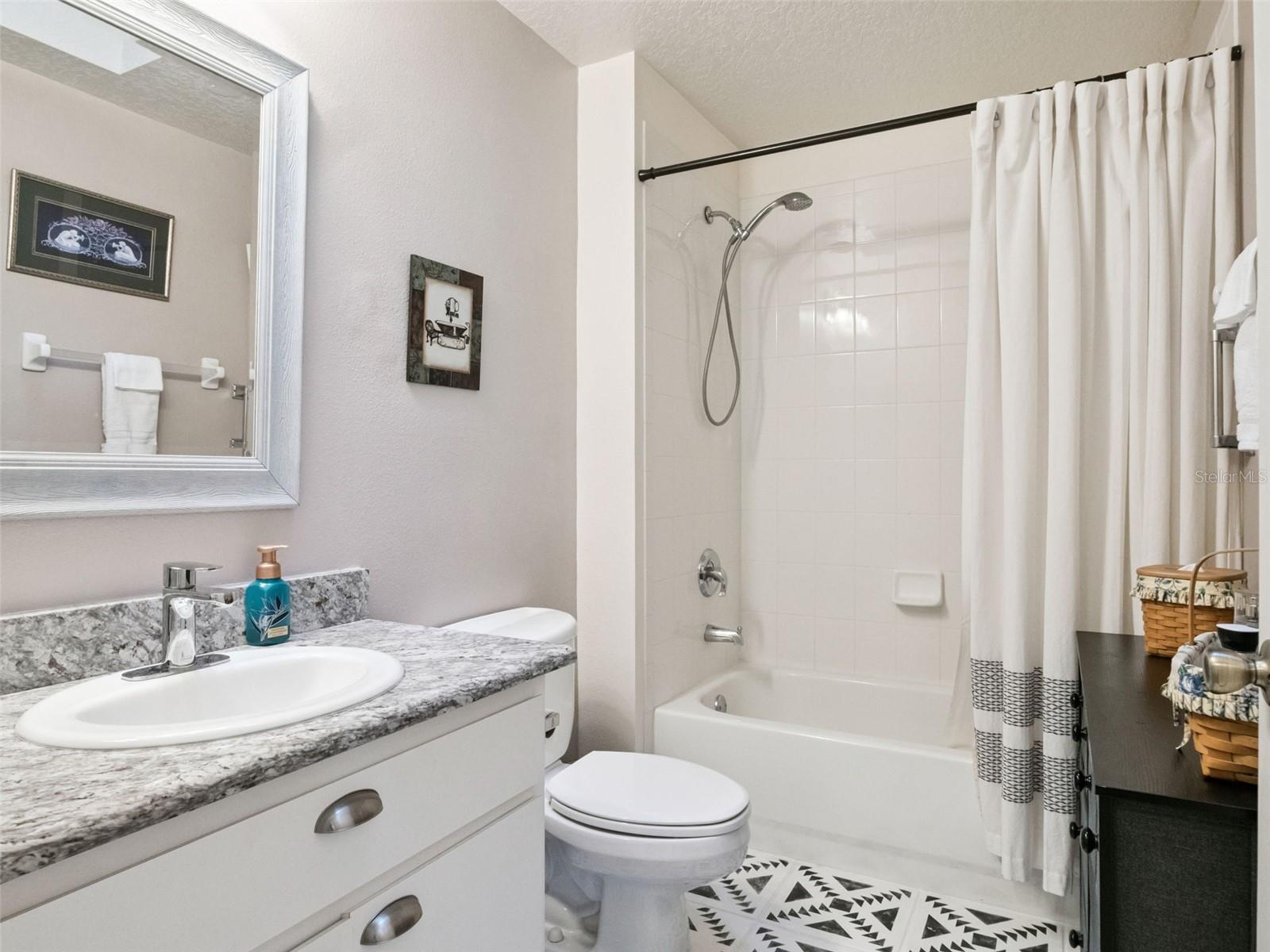 Image 17 of 63 For 4921 Glen Coe Street