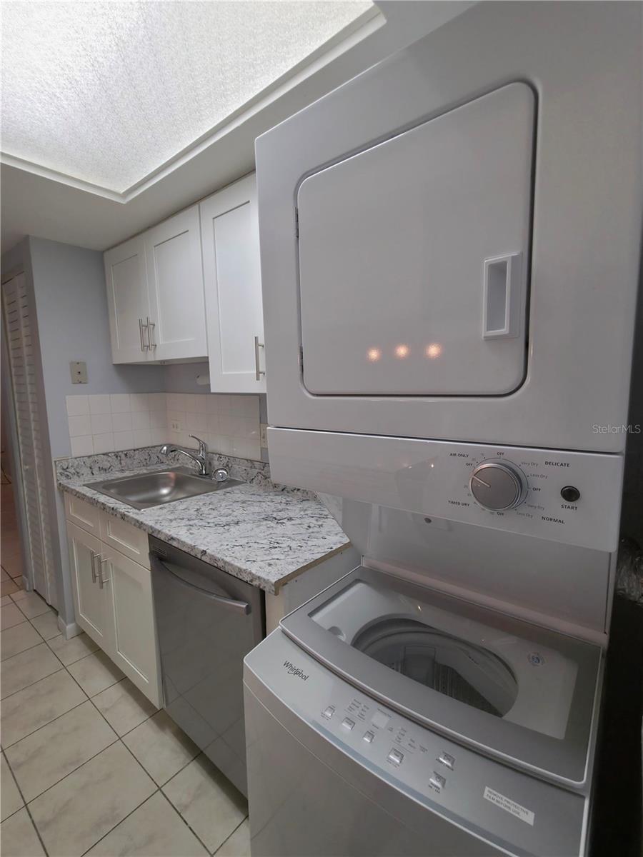 Image 9 of 18 For 1532 25th Street F