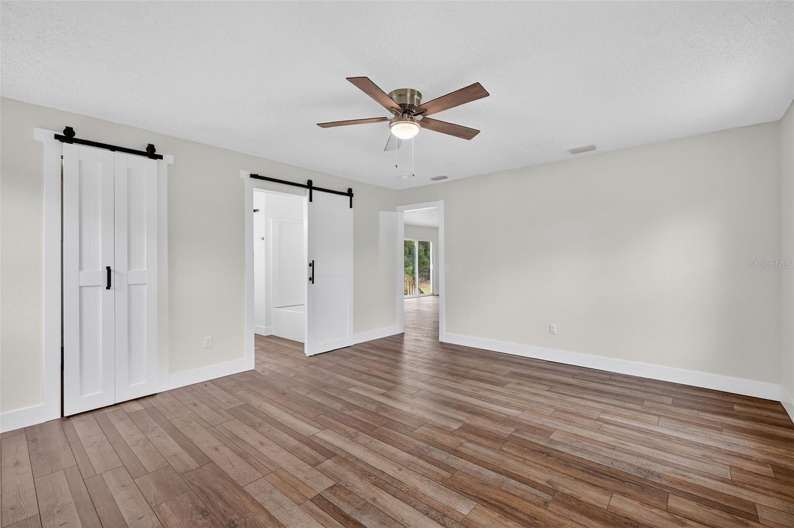 Image 14 of 41 For 1475 Clark Bay Road