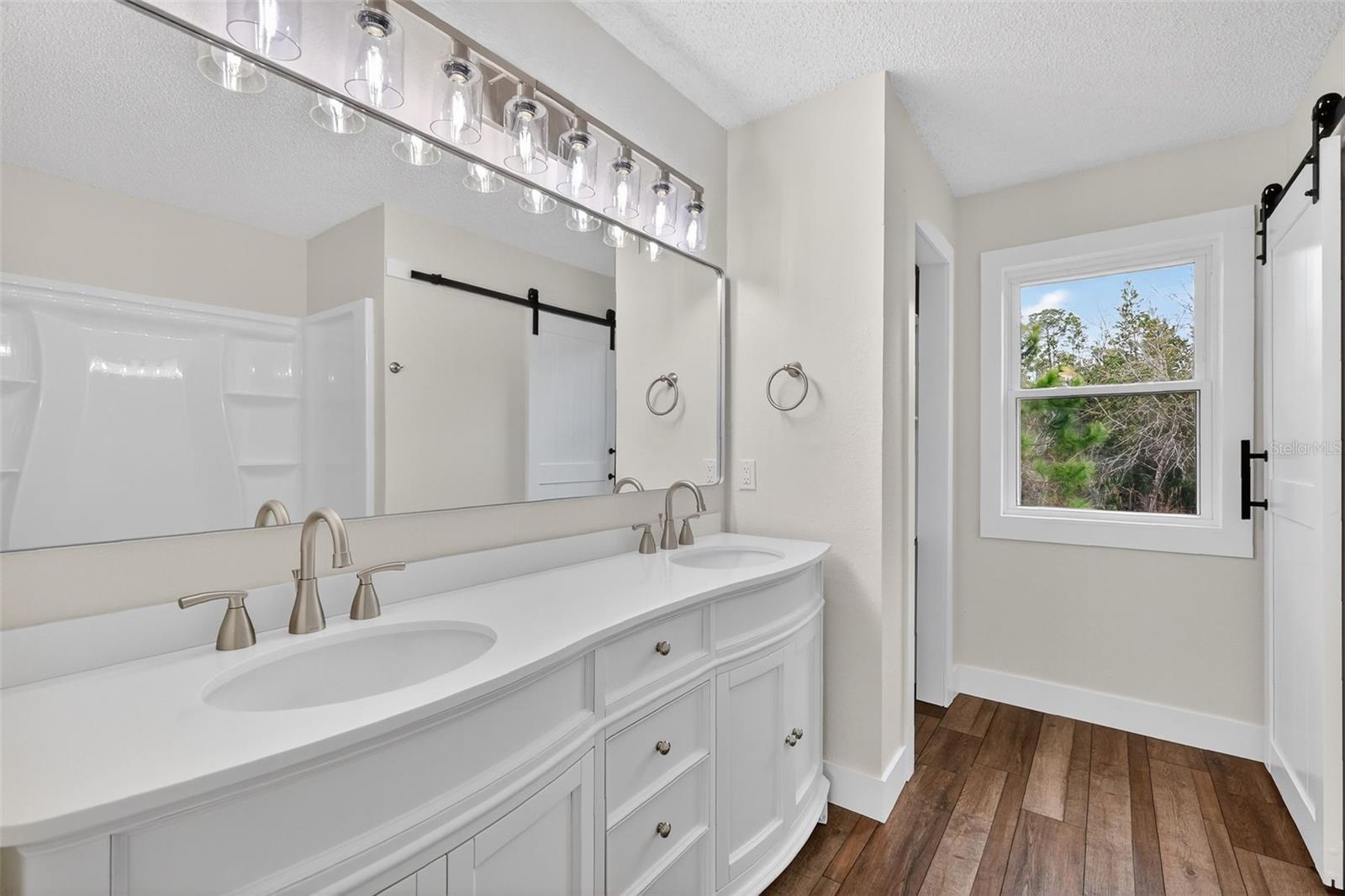 Image 16 of 41 For 1475 Clark Bay Road