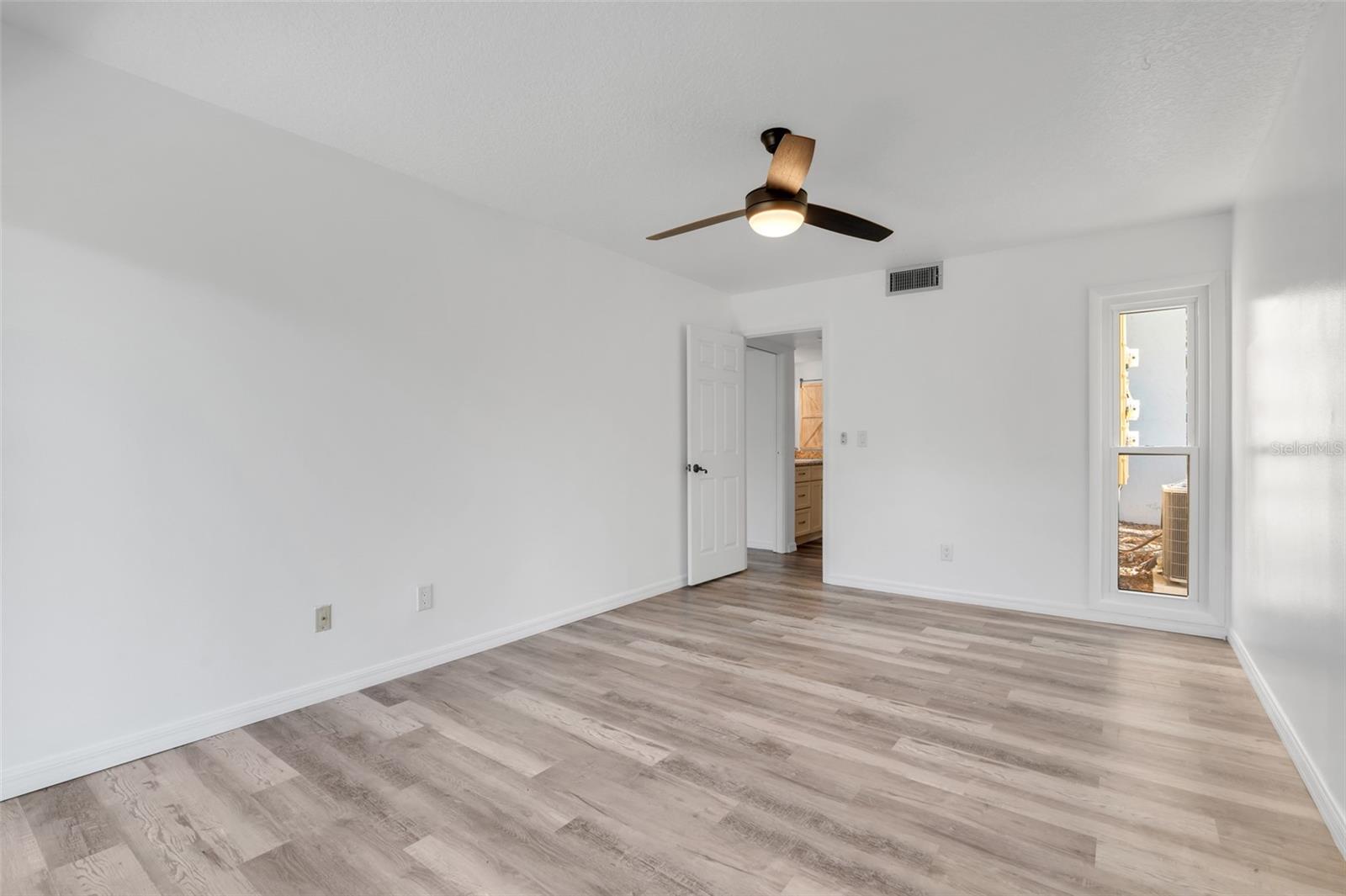 Image 12 of 28 For 1051 Highland Street 4b