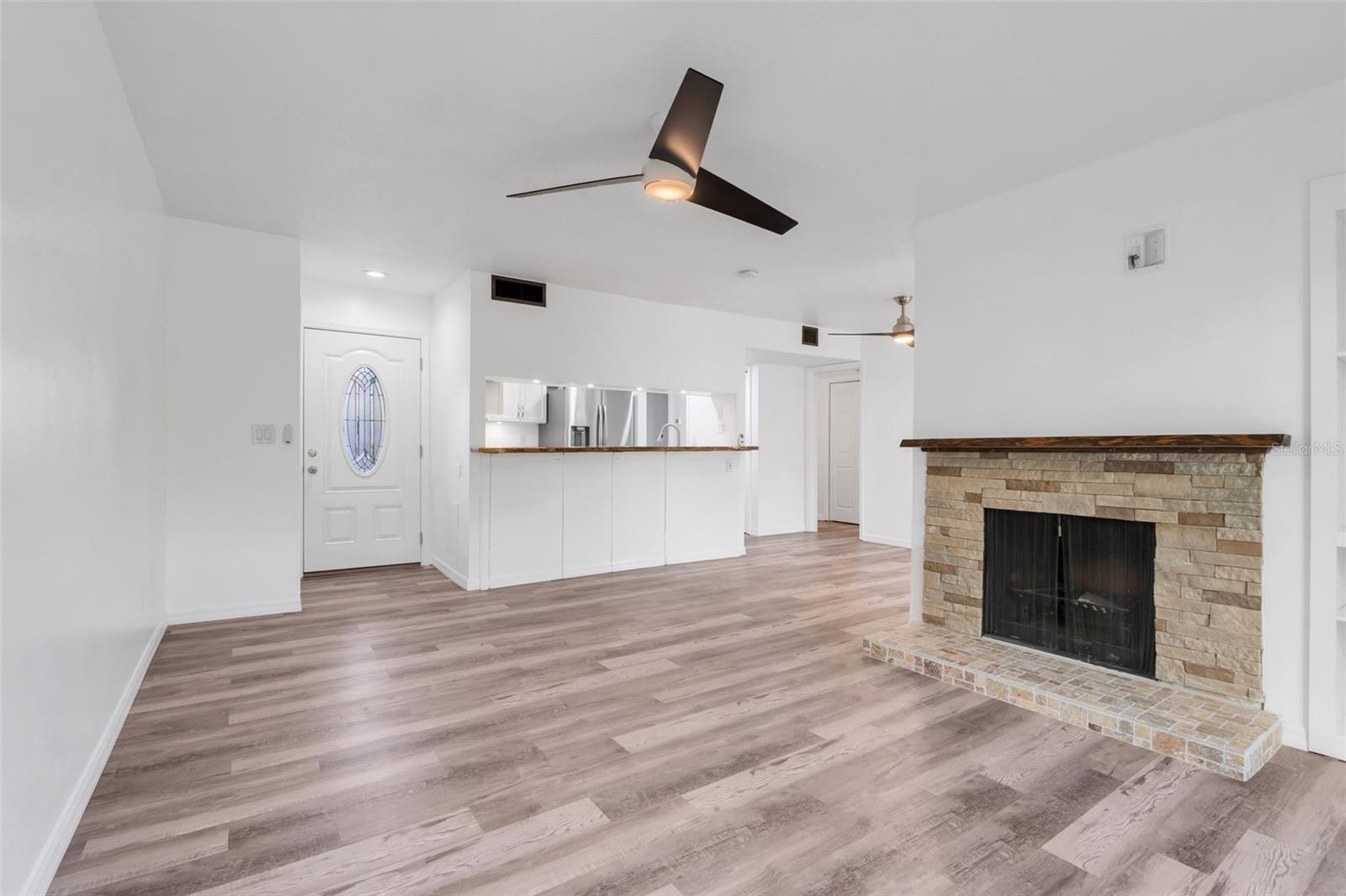 Image 5 of 28 For 1051 Highland Street 4b