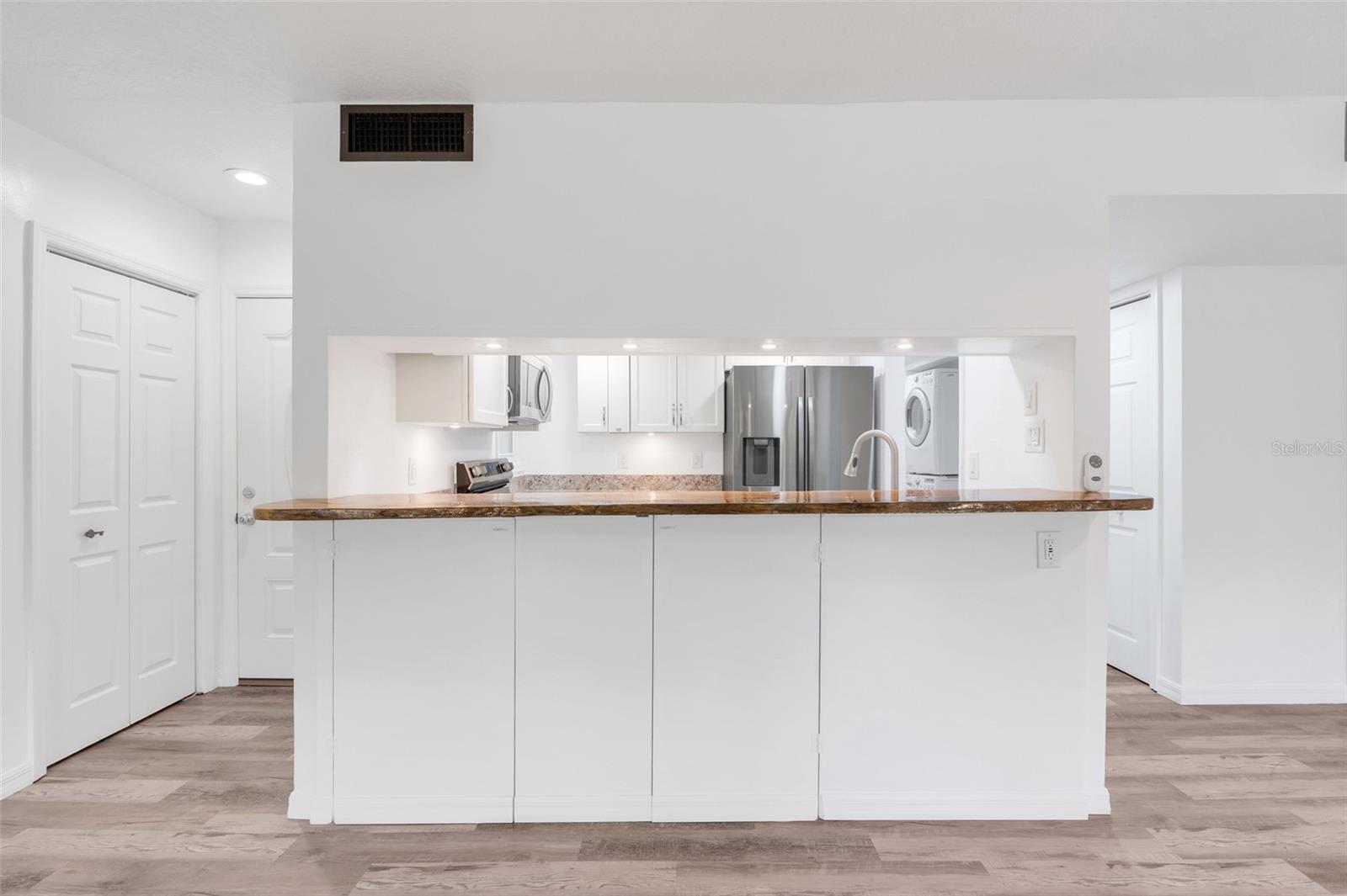 Image 6 of 28 For 1051 Highland Street 4b