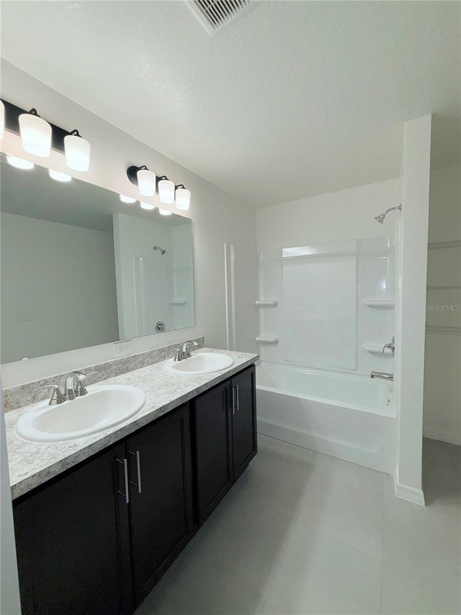 Image 7 of 12 For 20248 Lavender Bloom