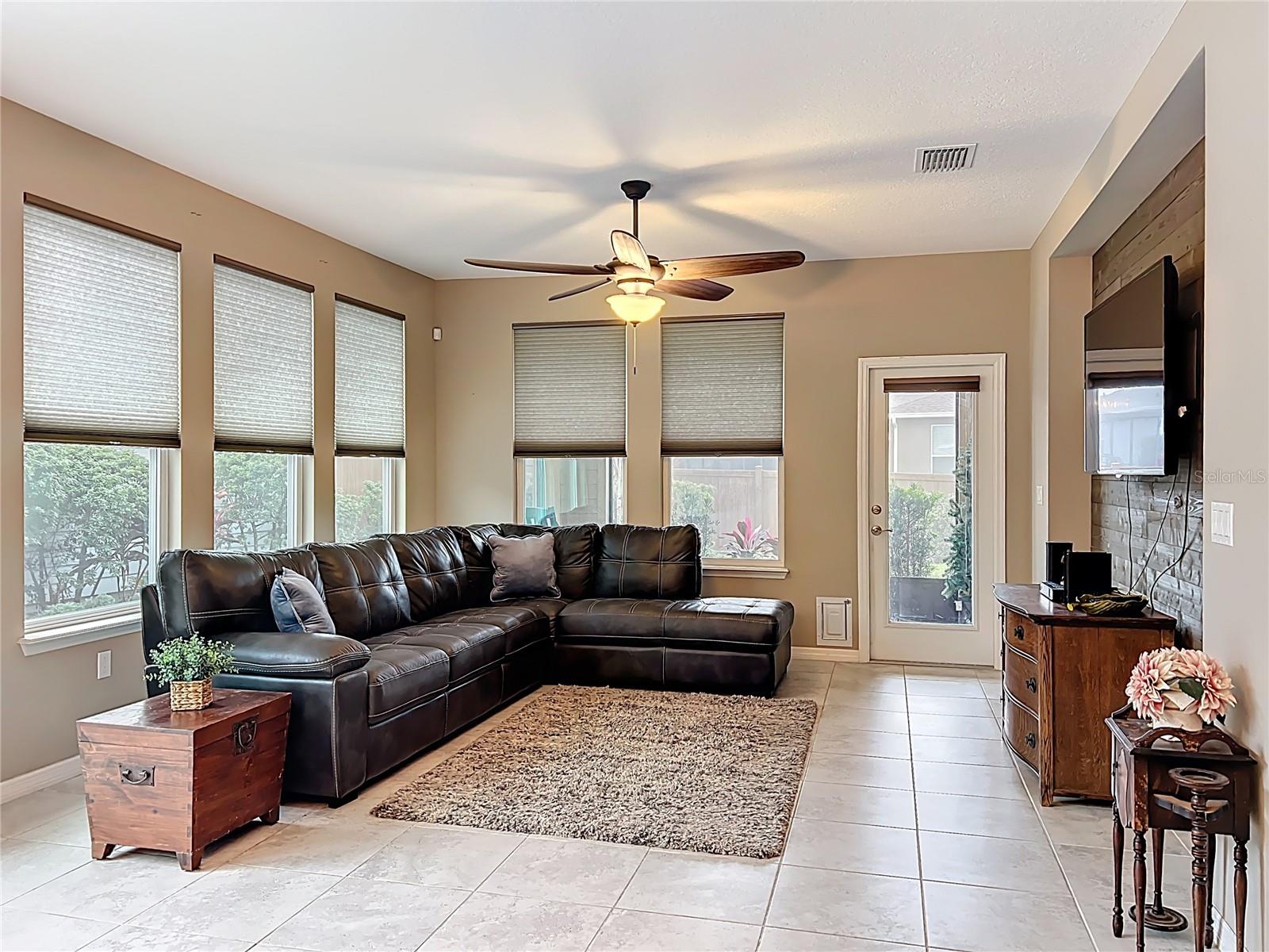 Image 21 of 67 For 383 Alcove Drive