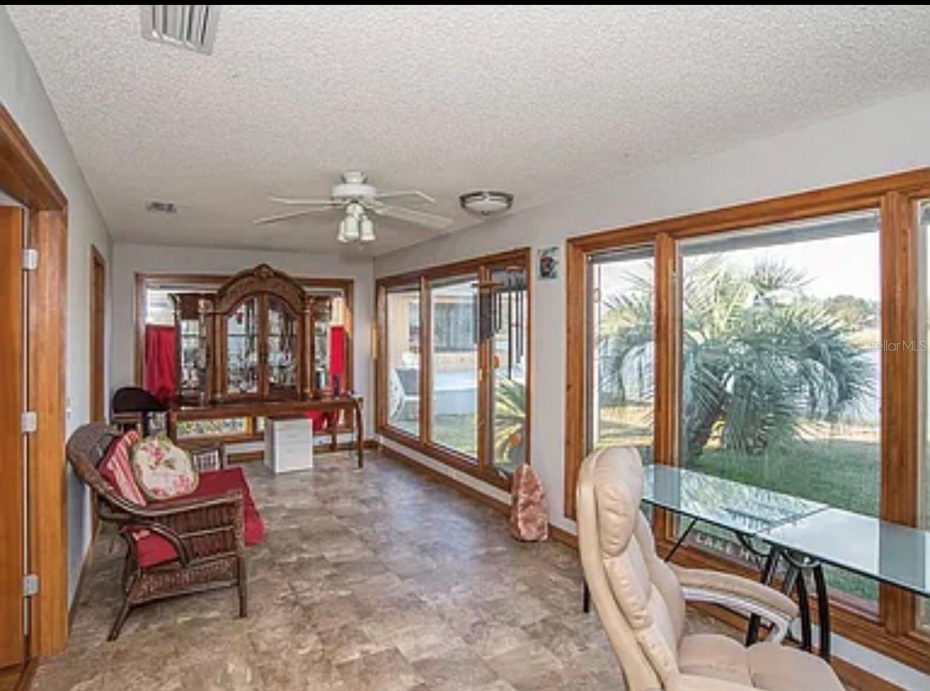 Image 5 of 23 For 307 Del Mar Drive