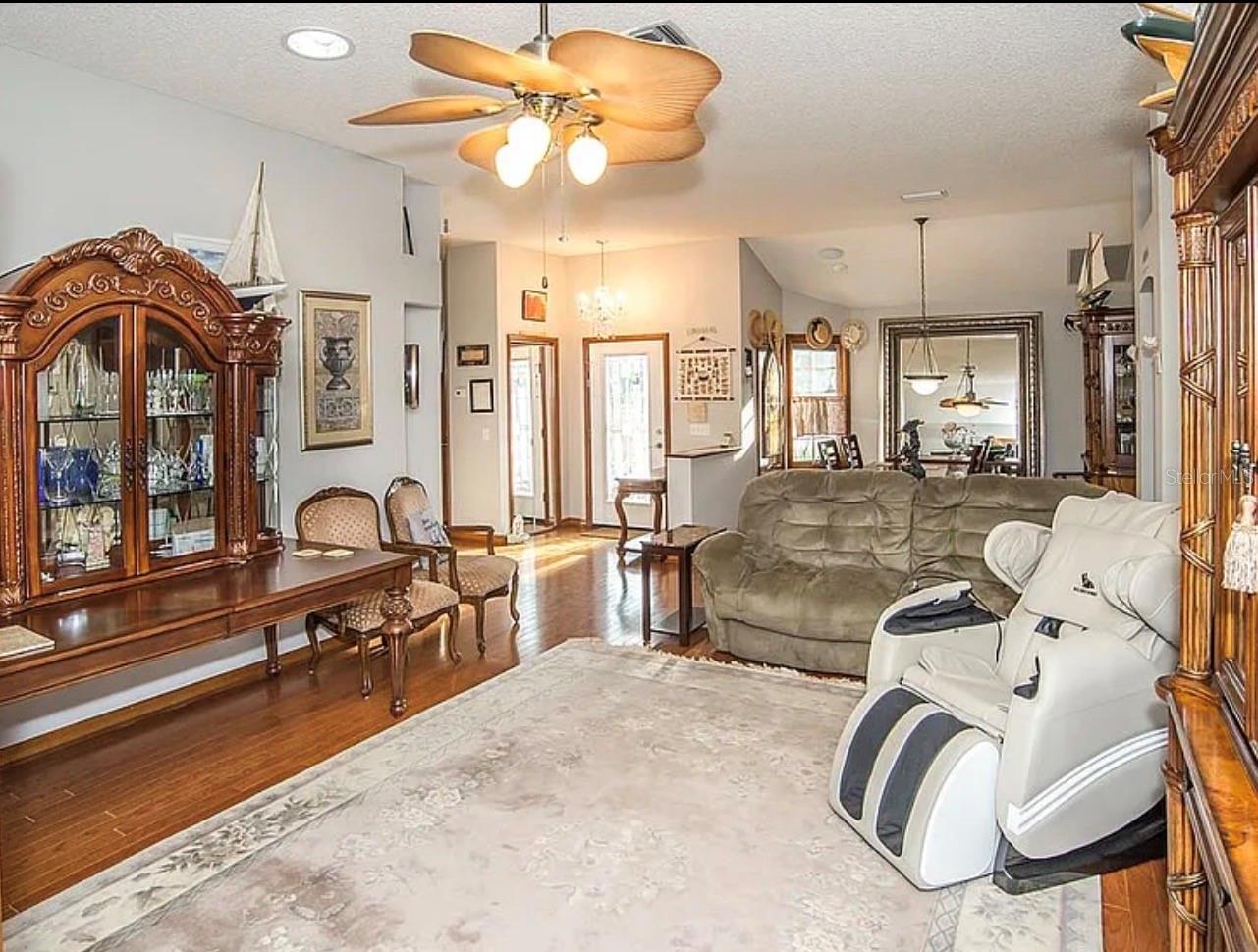 Image 6 of 23 For 307 Del Mar Drive