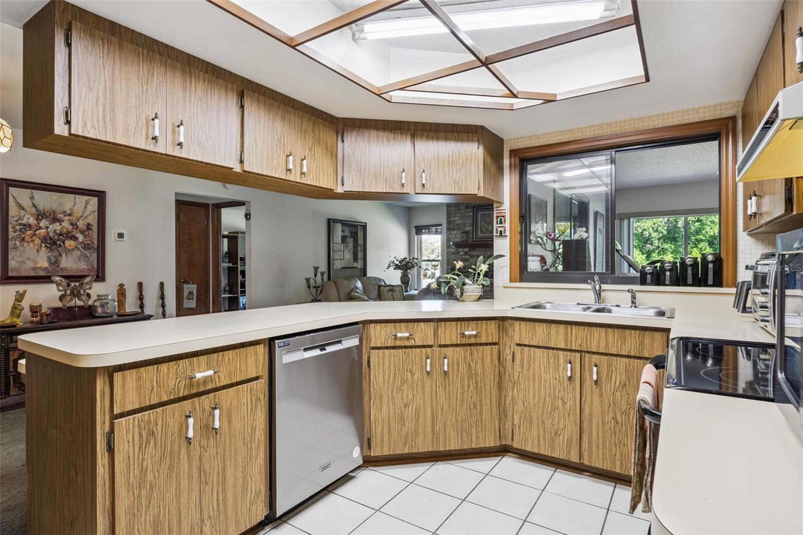 Image 11 of 48 For 1224 Palmetto Road