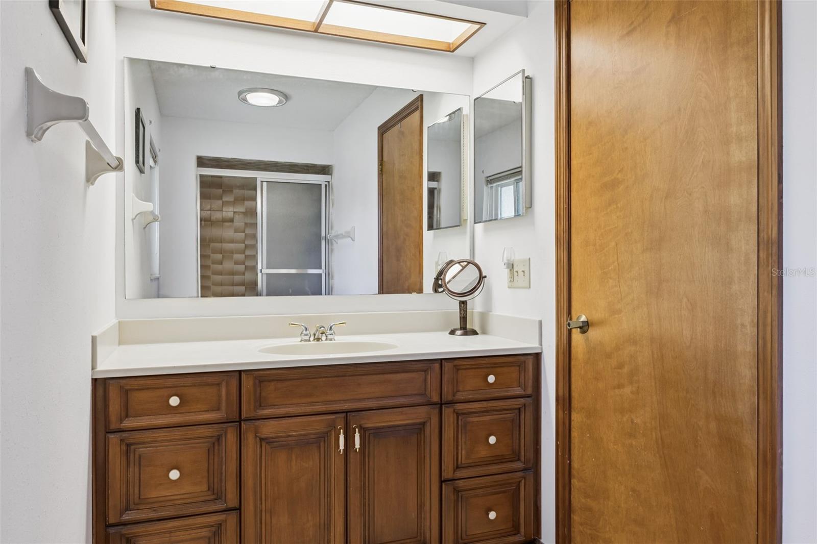 Image 21 of 48 For 1224 Palmetto Road