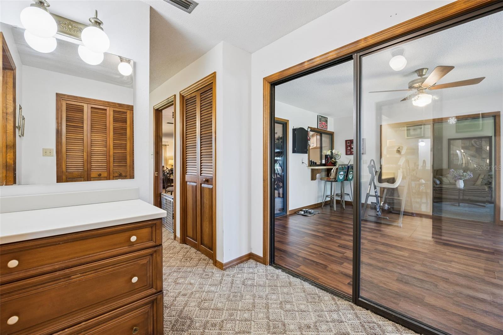 Image 22 of 48 For 1224 Palmetto Road