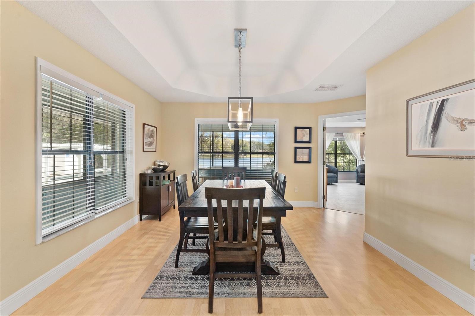 Image 16 of 44 For 405 Mirror Lake Drive