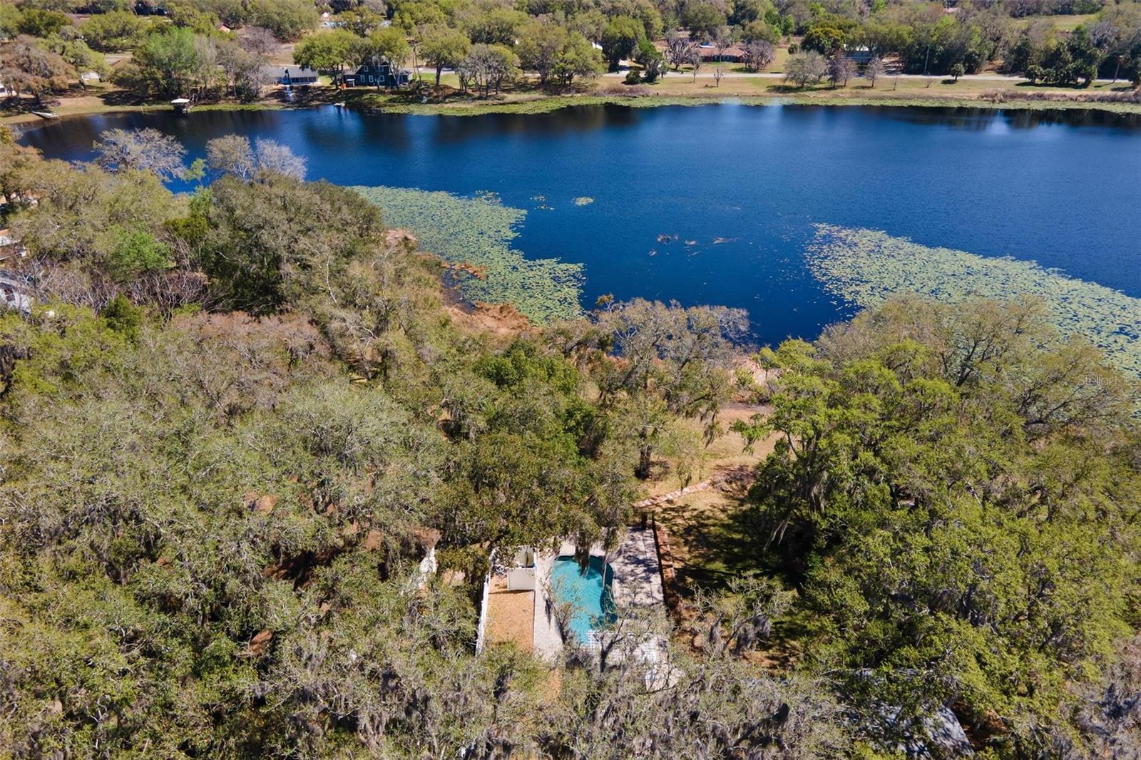 Image 41 of 44 For 405 Mirror Lake Drive