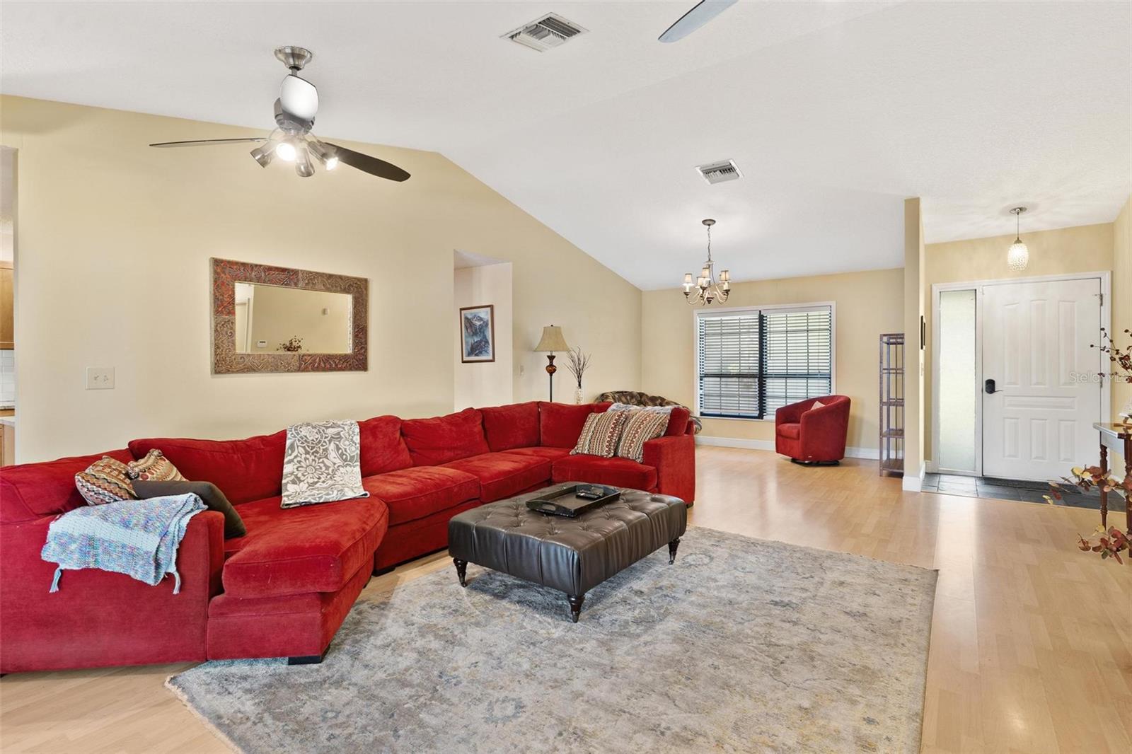 Image 8 of 44 For 405 Mirror Lake Drive