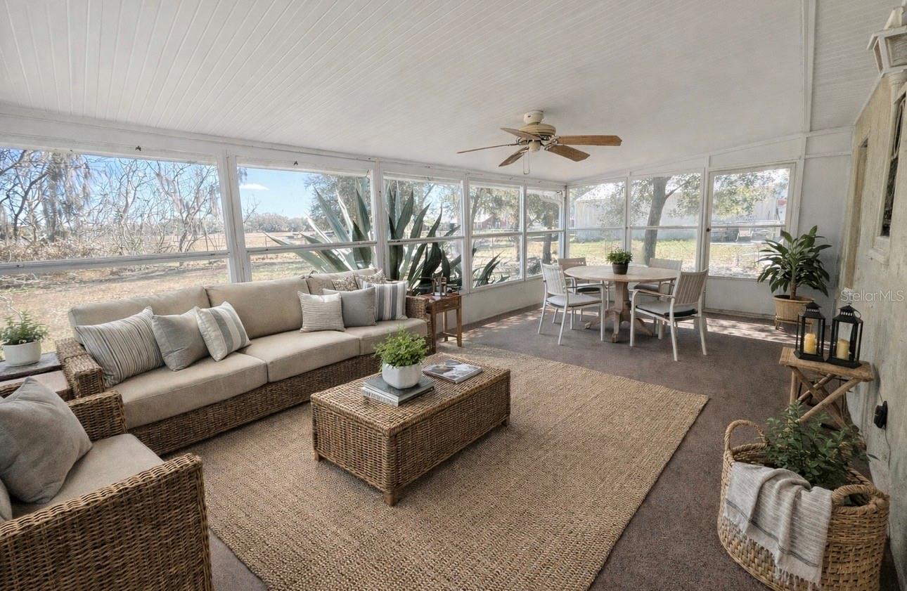 Image 17 of 19 For 907 West Street