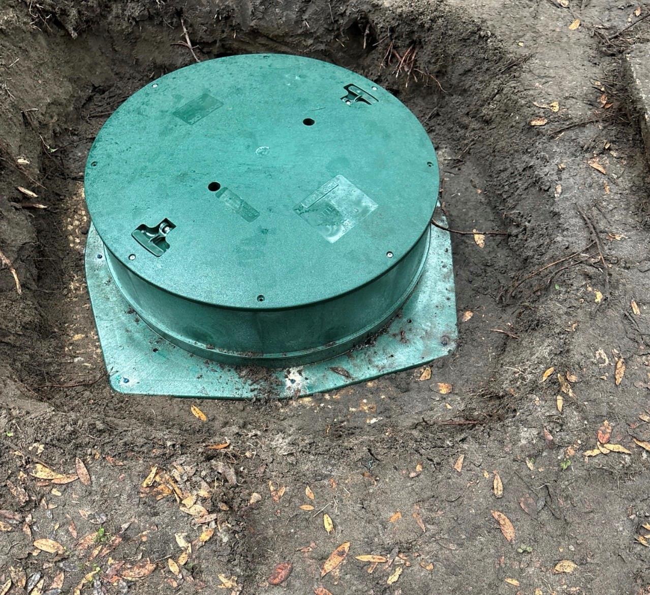 Image 19 of 19 For 907 West Street