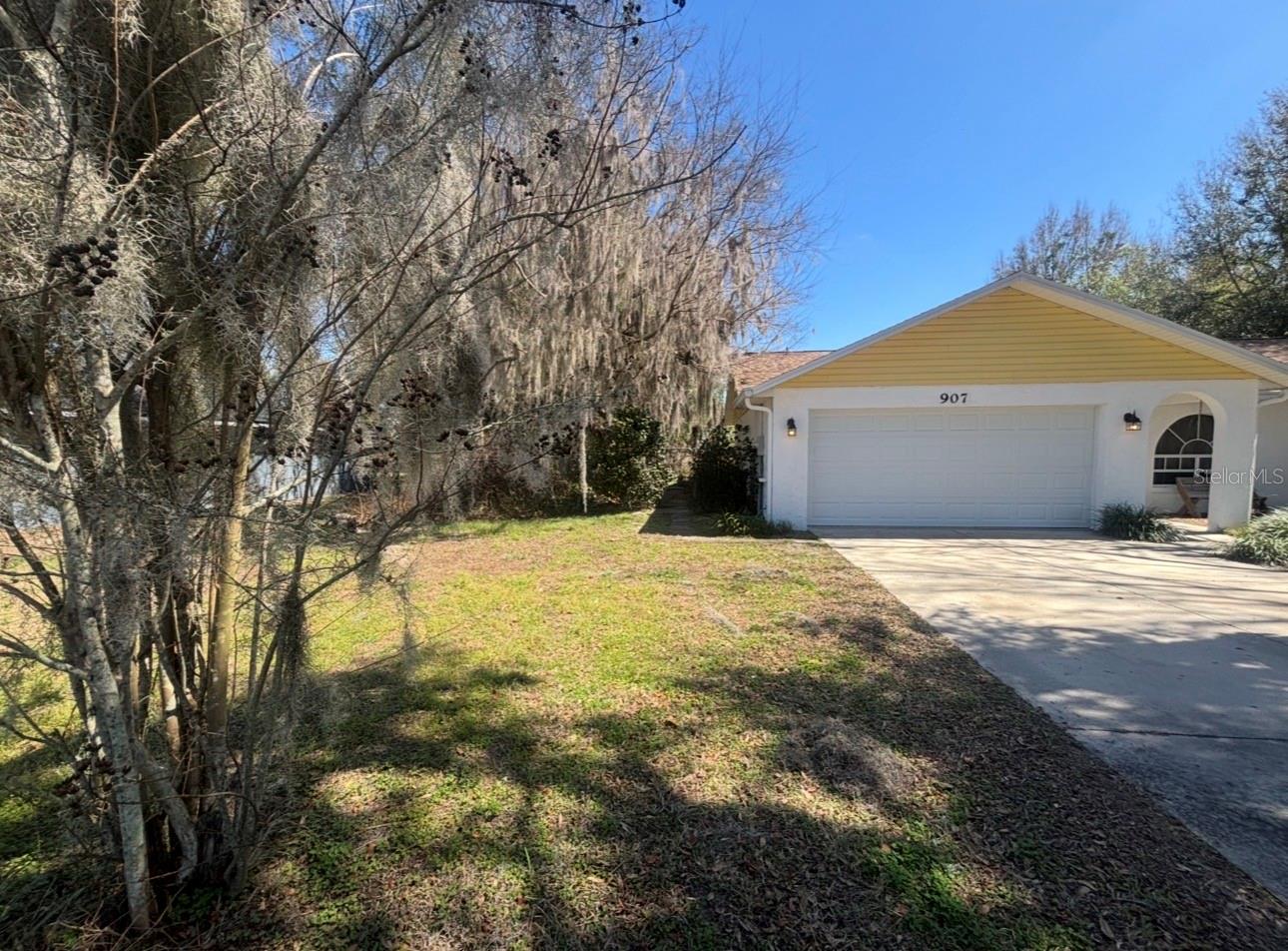 Image 3 of 19 For 907 West Street