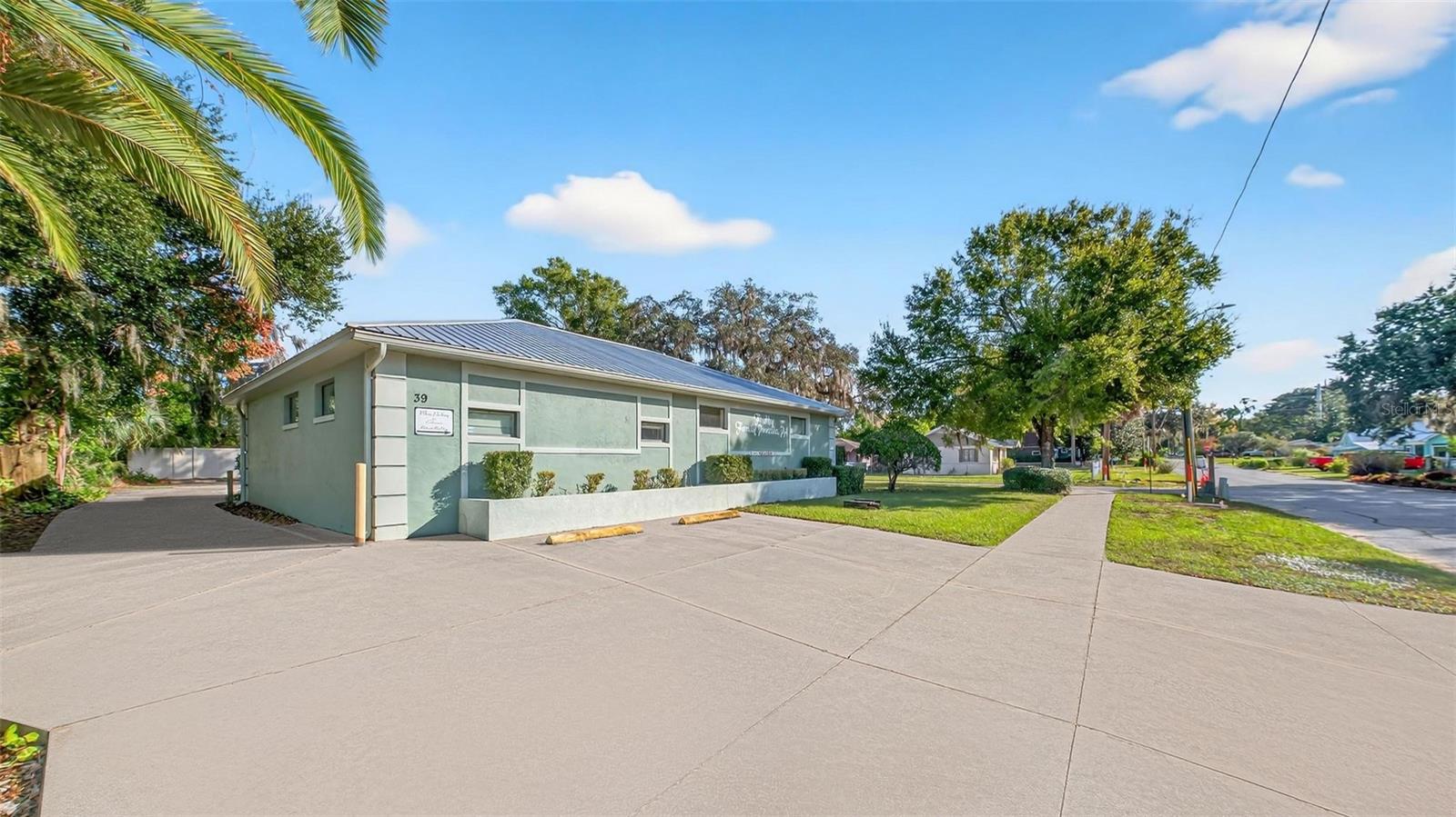 Image 14 of 66 For 1318 Eustis Street