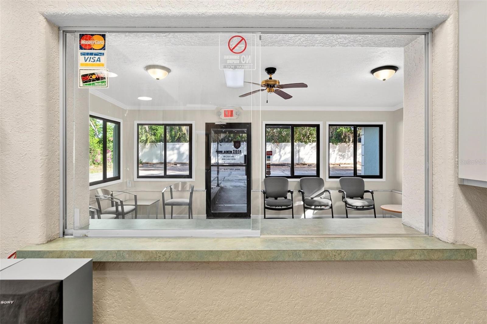 Image 38 of 66 For 1318 Eustis Street