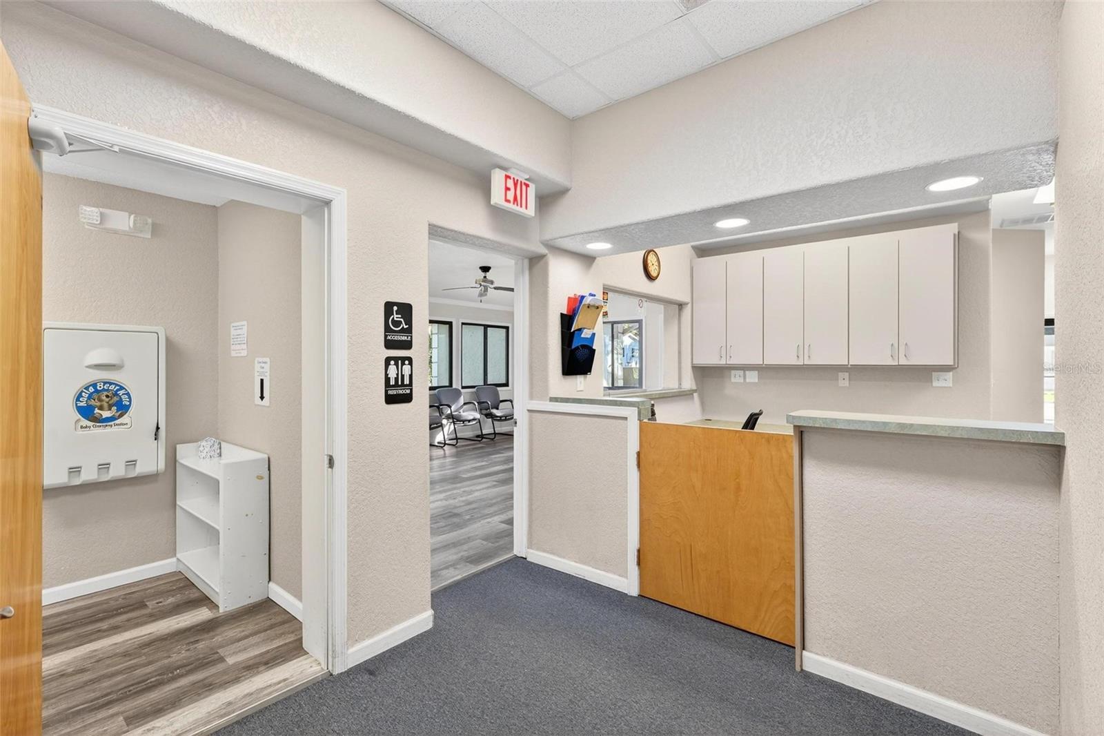 Image 44 of 66 For 1318 Eustis Street