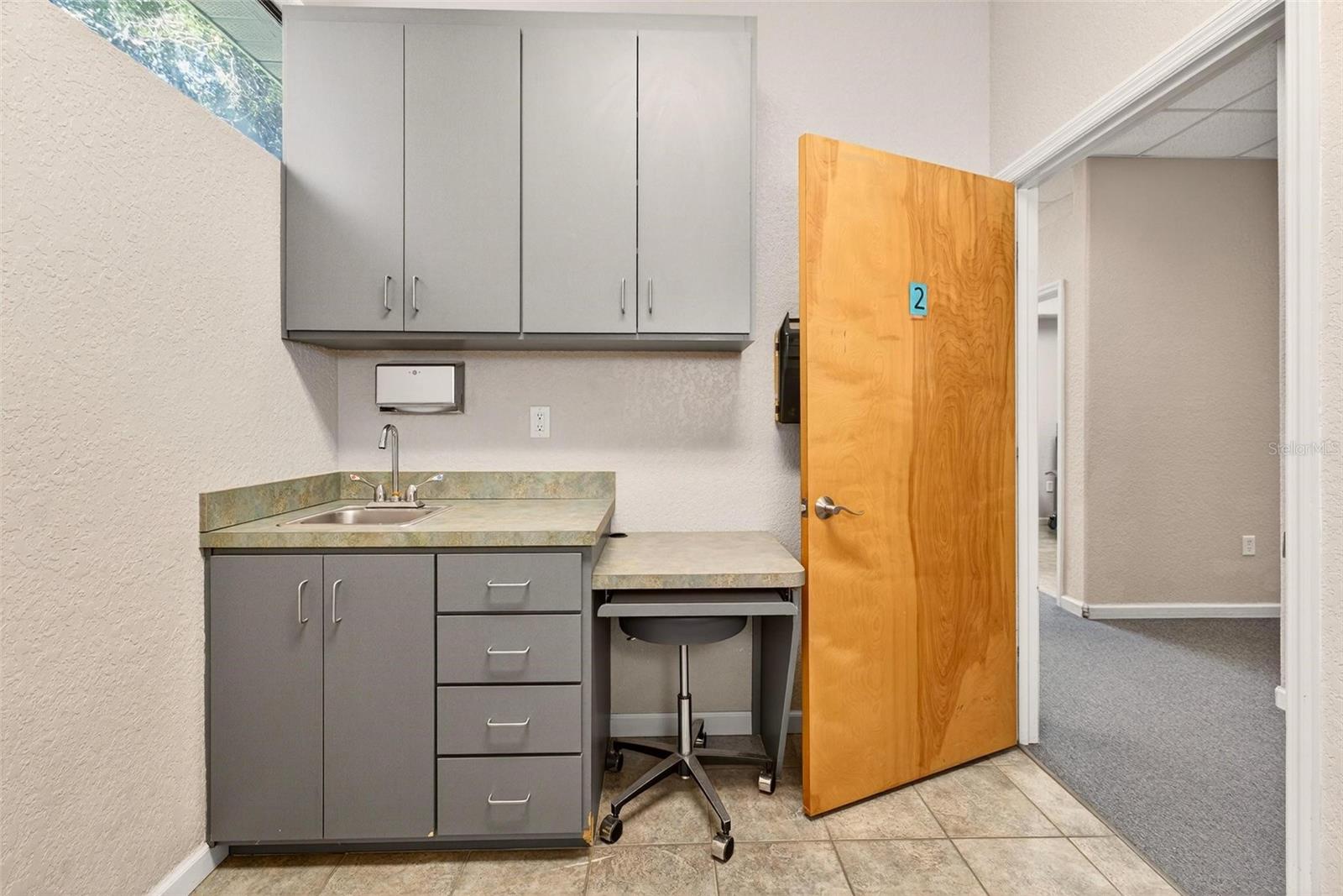 Image 51 of 66 For 1318 Eustis Street