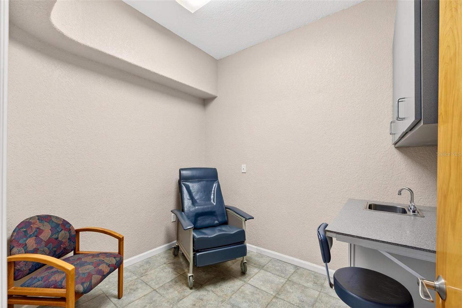 Image 54 of 66 For 1318 Eustis Street