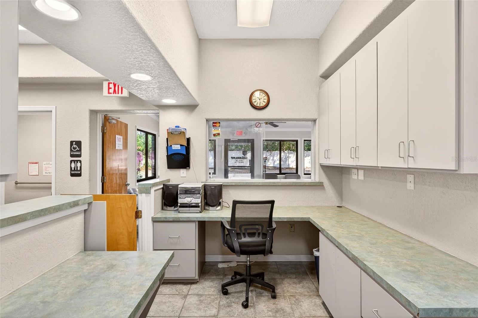 Image 57 of 66 For 1318 Eustis Street