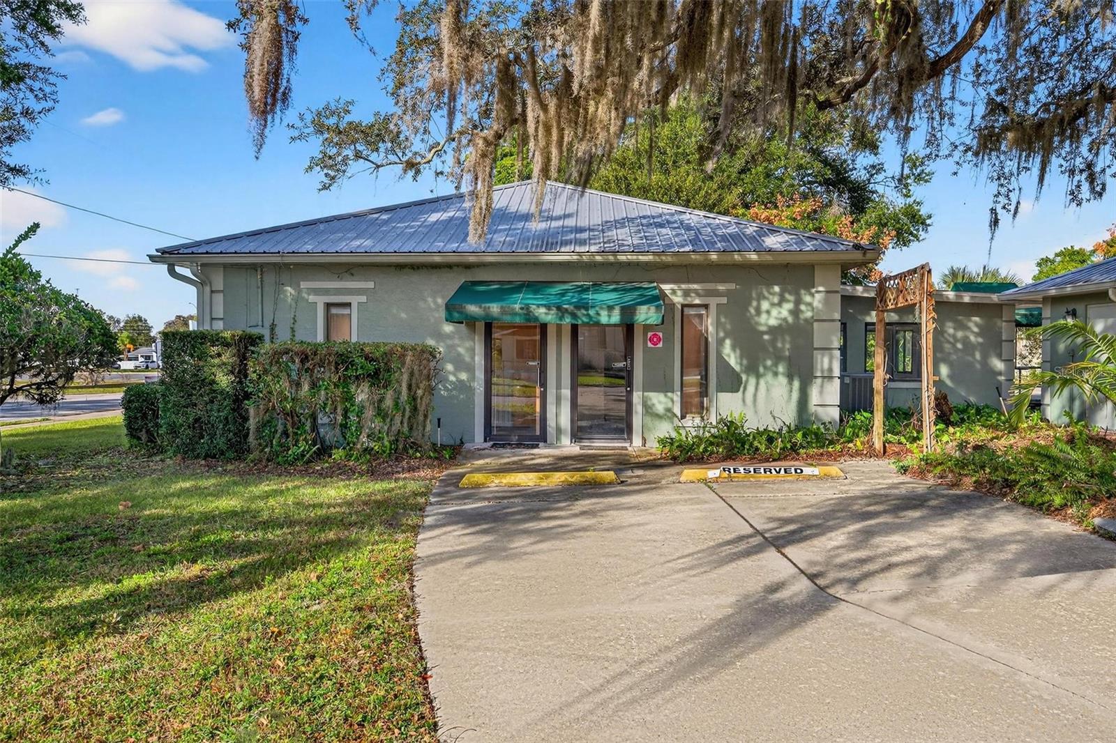 Image 6 of 66 For 1318 Eustis Street