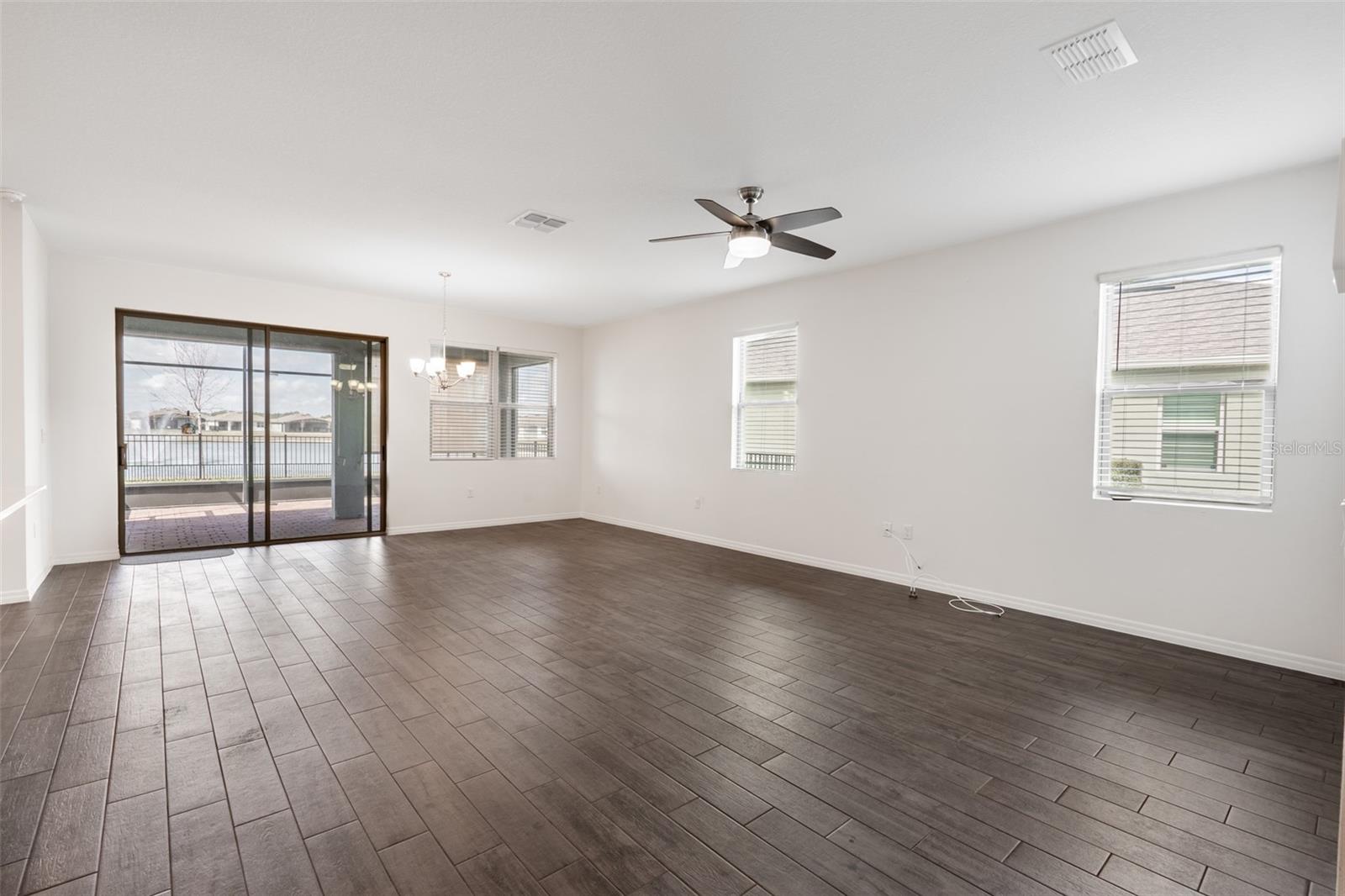 Image 11 of 40 For 17615 Blazing Star Circle