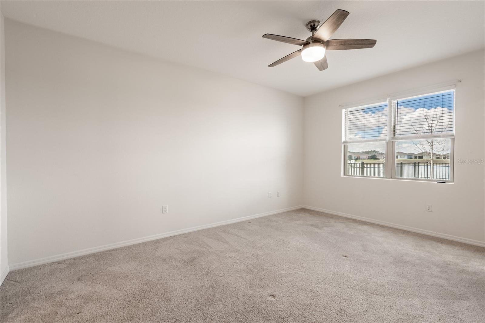 Image 24 of 40 For 17615 Blazing Star Circle