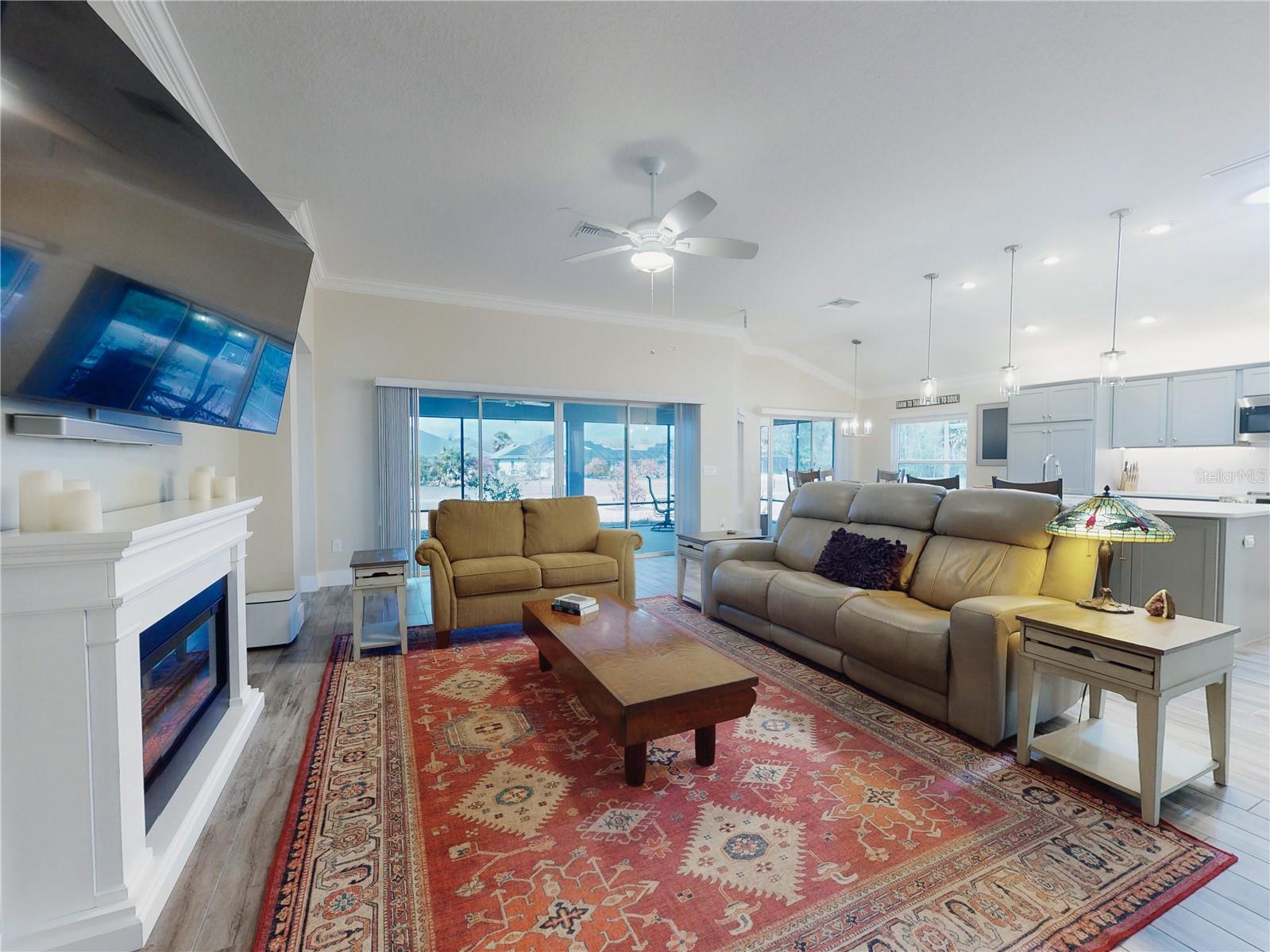 Image 11 of 43 For 904 Maynard Path