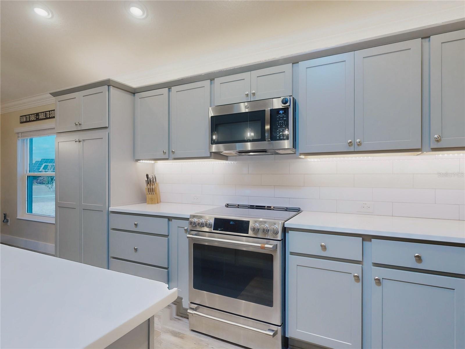 Image 16 of 43 For 904 Maynard Path