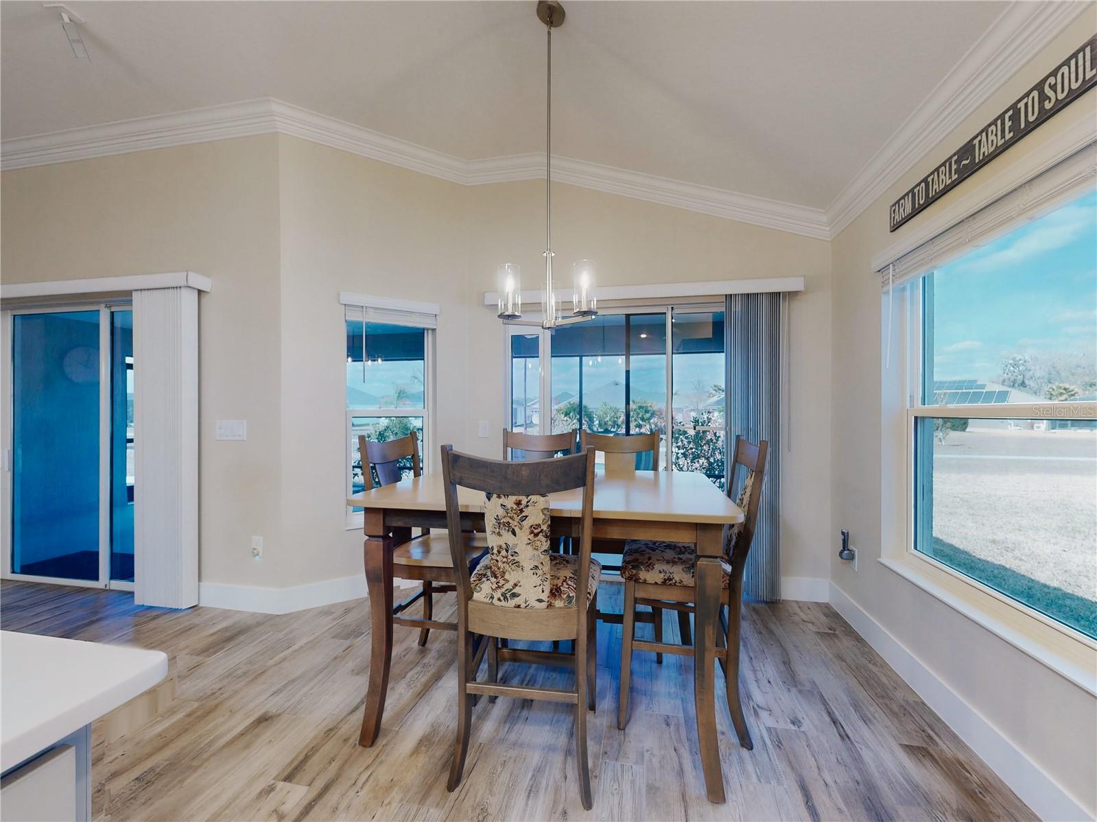 Image 21 of 43 For 904 Maynard Path