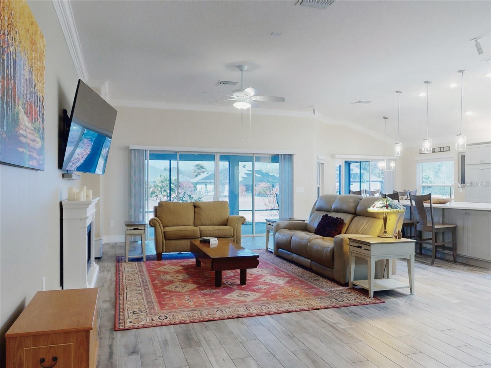 Image 7 of 43 For 904 Maynard Path