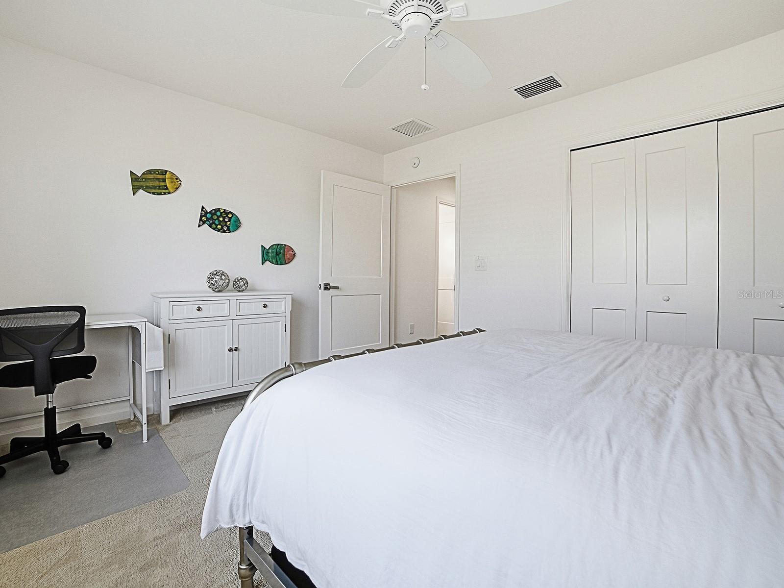 Image 16 of 38 For 11368 Laufersky Lane