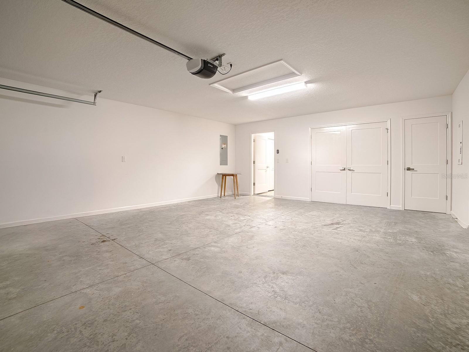 Image 29 of 38 For 11368 Laufersky Lane