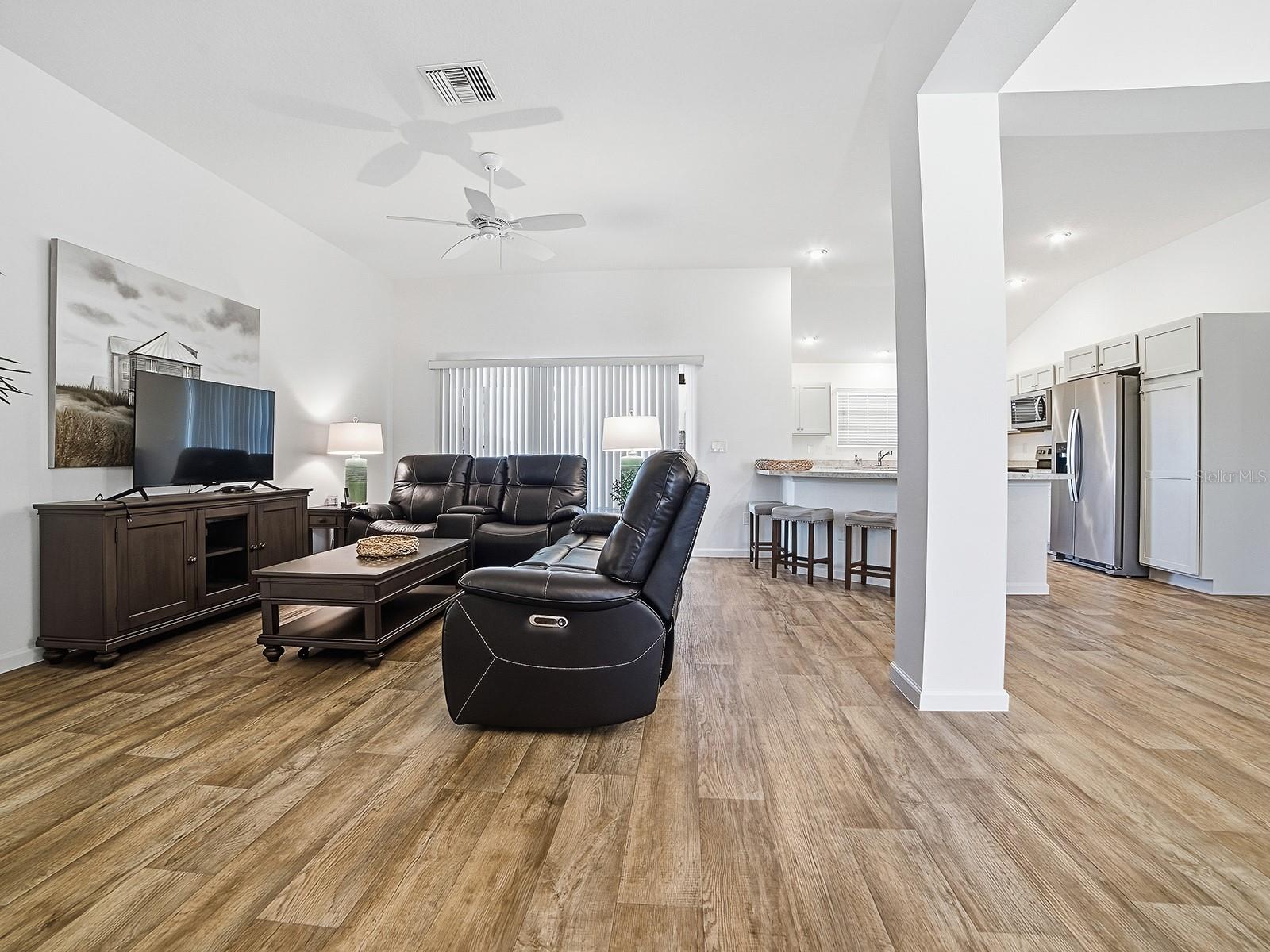 Image 6 of 38 For 11368 Laufersky Lane