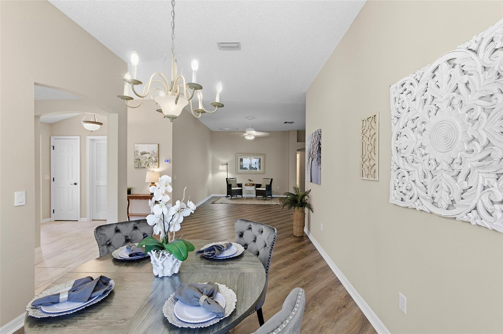 Image 10 of 38 For 2415 Morven Park Way