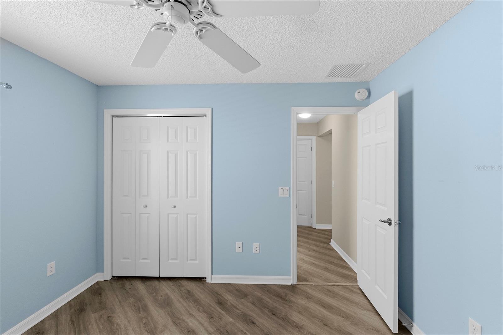 Image 22 of 38 For 2415 Morven Park Way