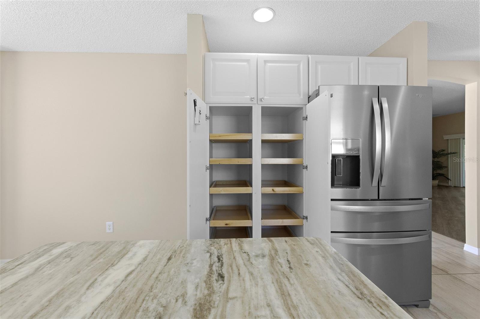 Image 8 of 38 For 2415 Morven Park Way