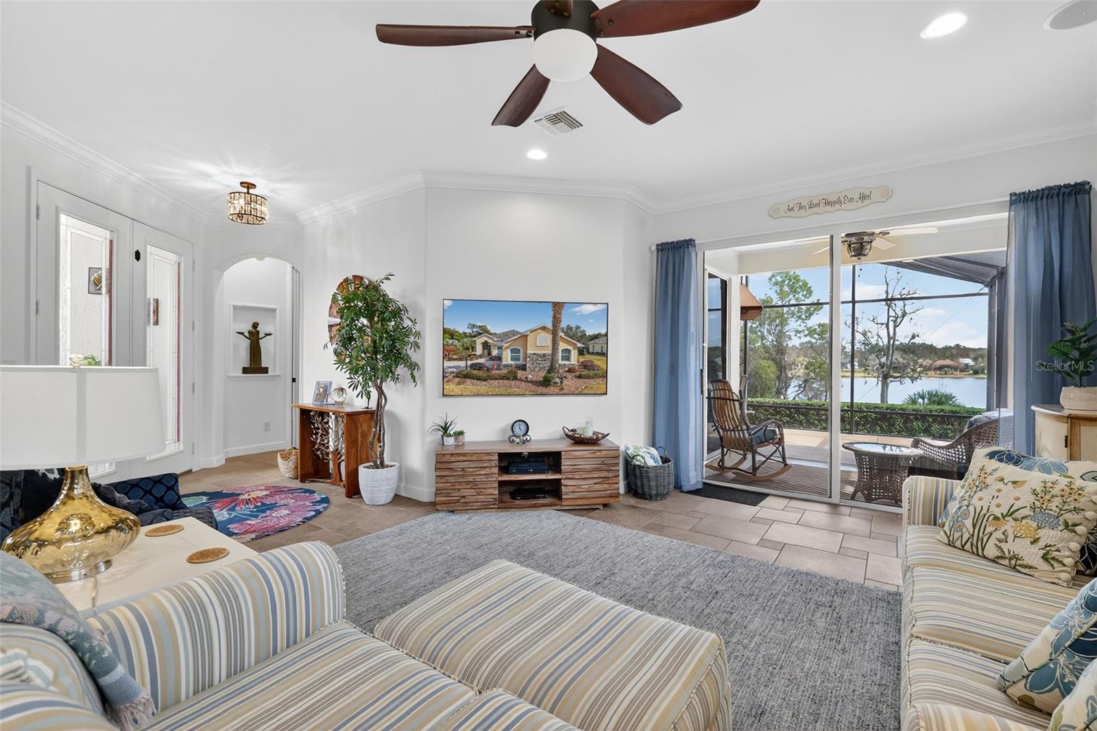 Image 16 of 51 For 8124 Bridgeport Bay Circle
