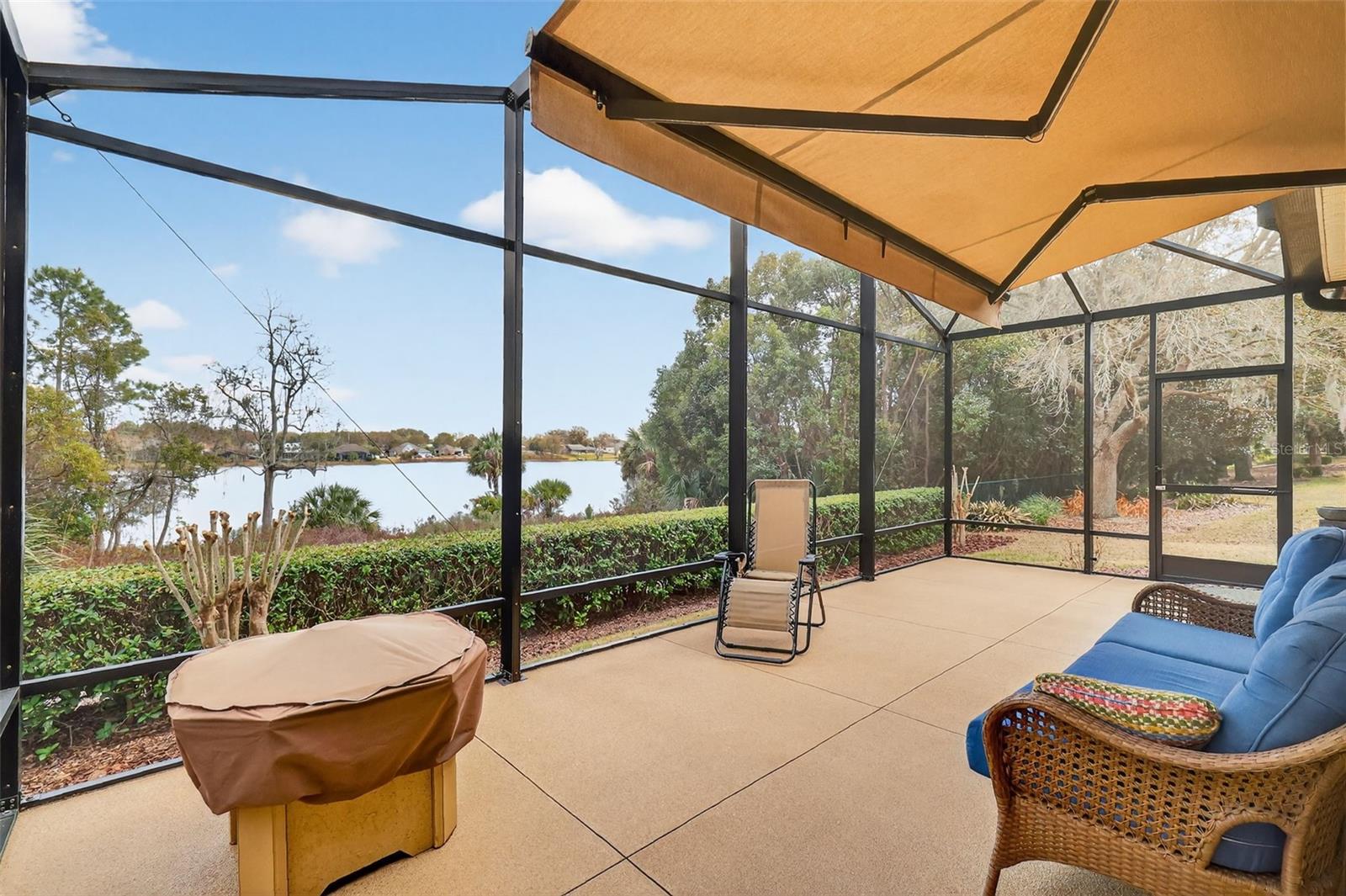 Image 40 of 51 For 8124 Bridgeport Bay Circle