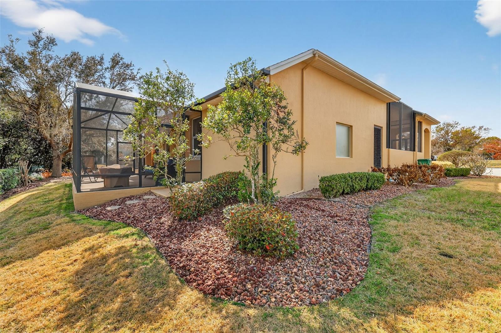 Image 41 of 51 For 8124 Bridgeport Bay Circle