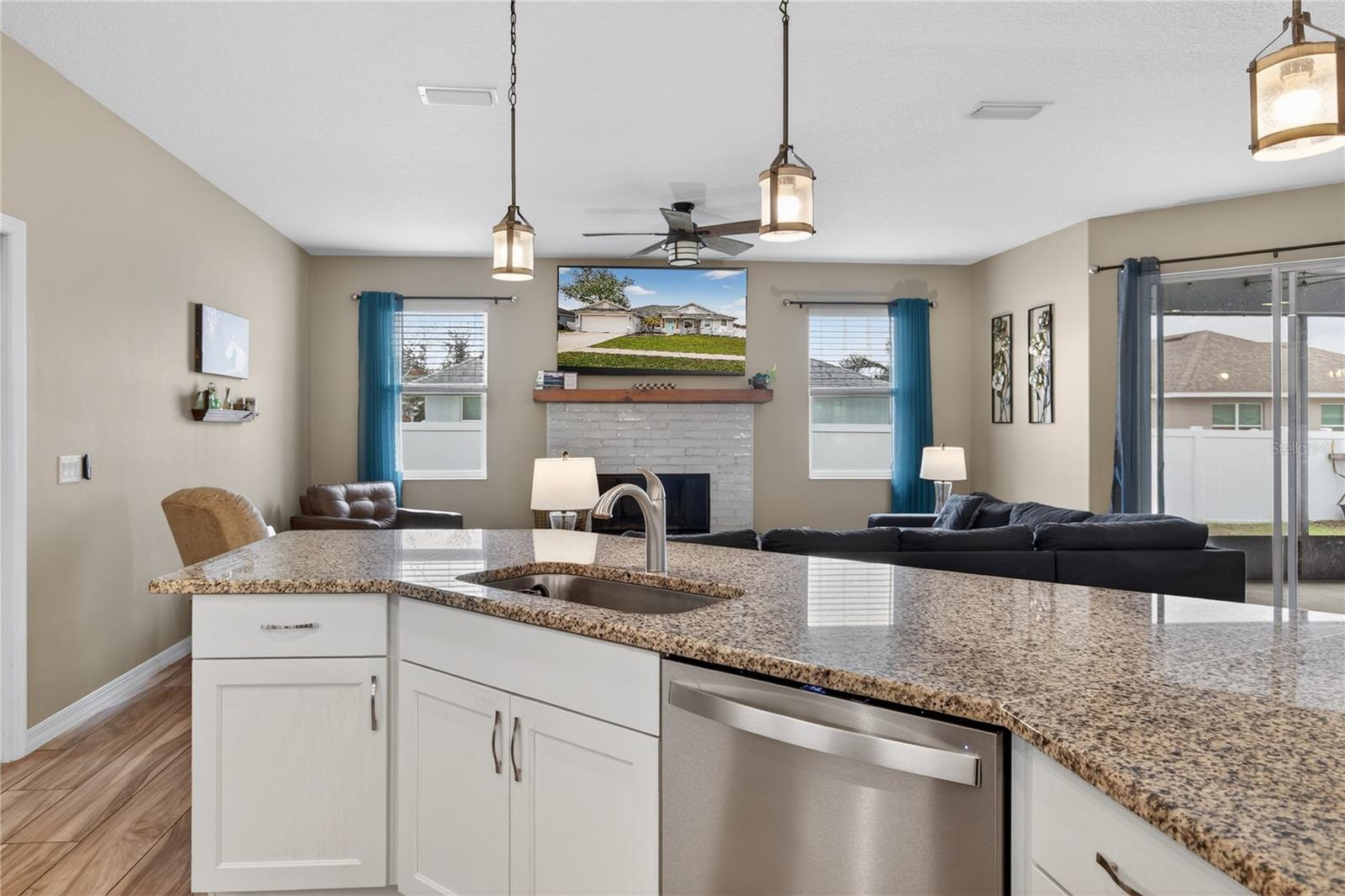 Image 13 of 54 For 36452 Grand Island Oaks Circle