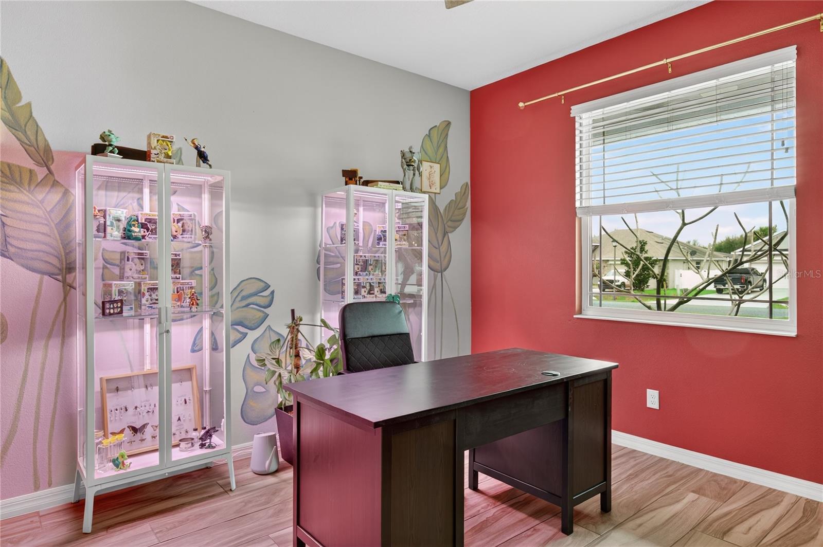 Image 23 of 54 For 36452 Grand Island Oaks Circle