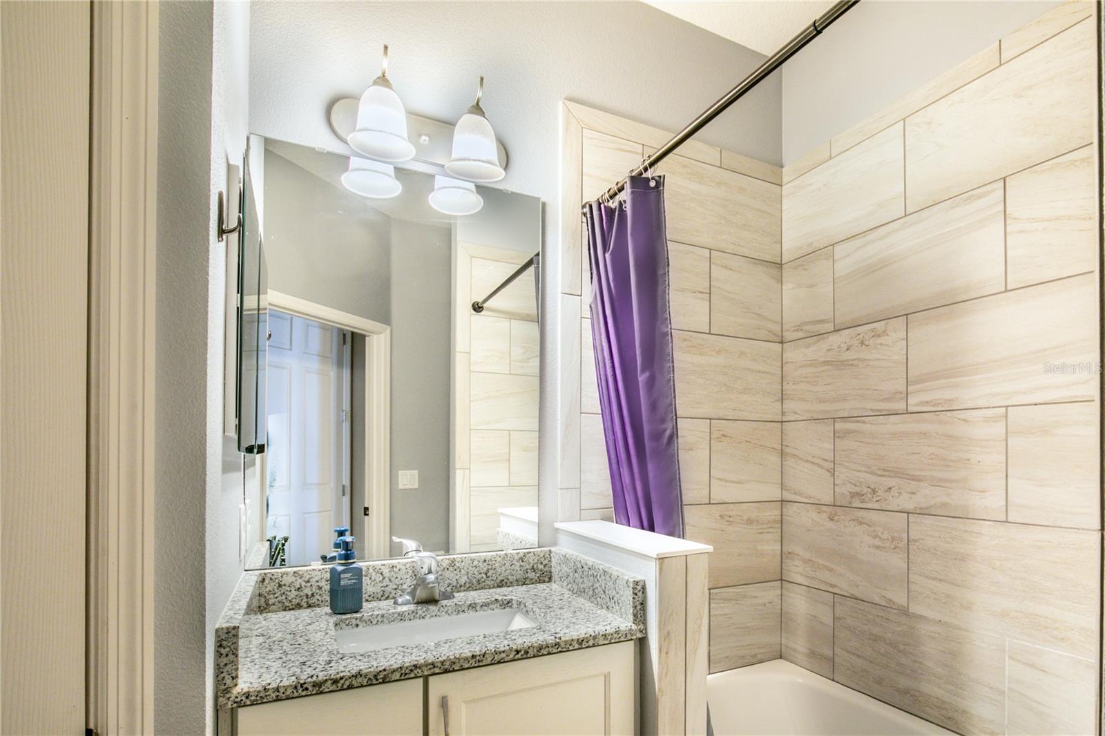 Image 33 of 54 For 36452 Grand Island Oaks Circle