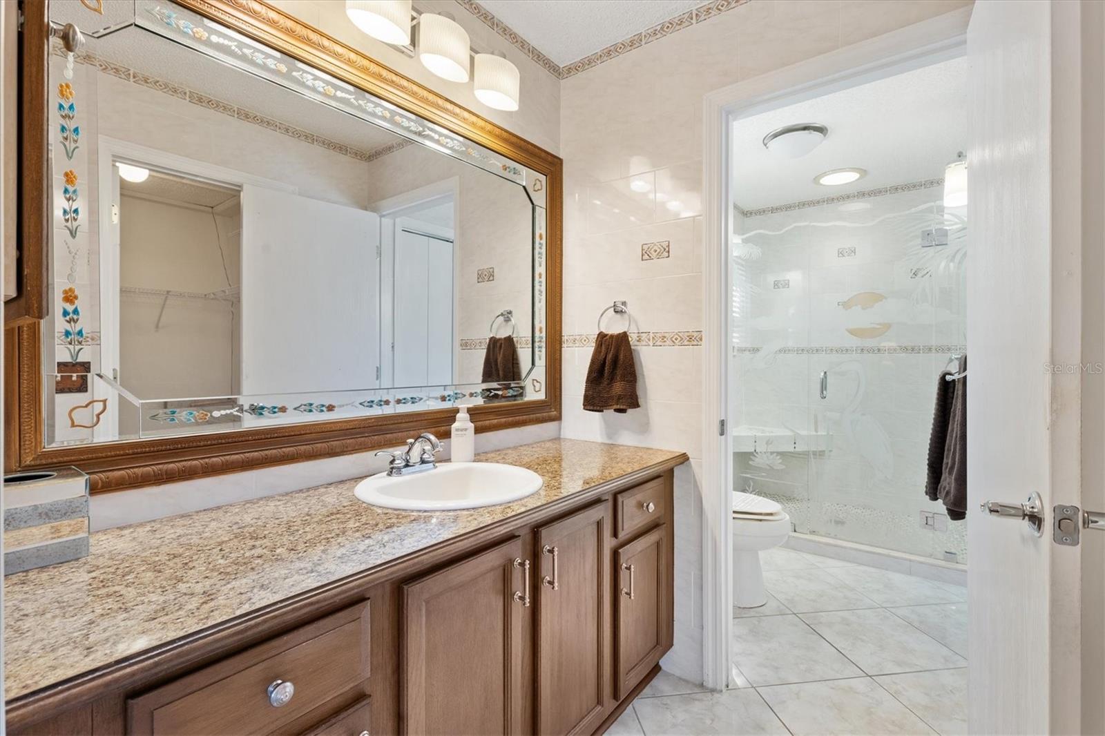 Listing photo id 9 for 1611 Alhambra Way