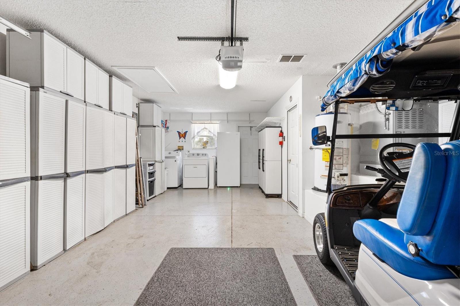 Listing photo id 14 for 1611 Alhambra Way