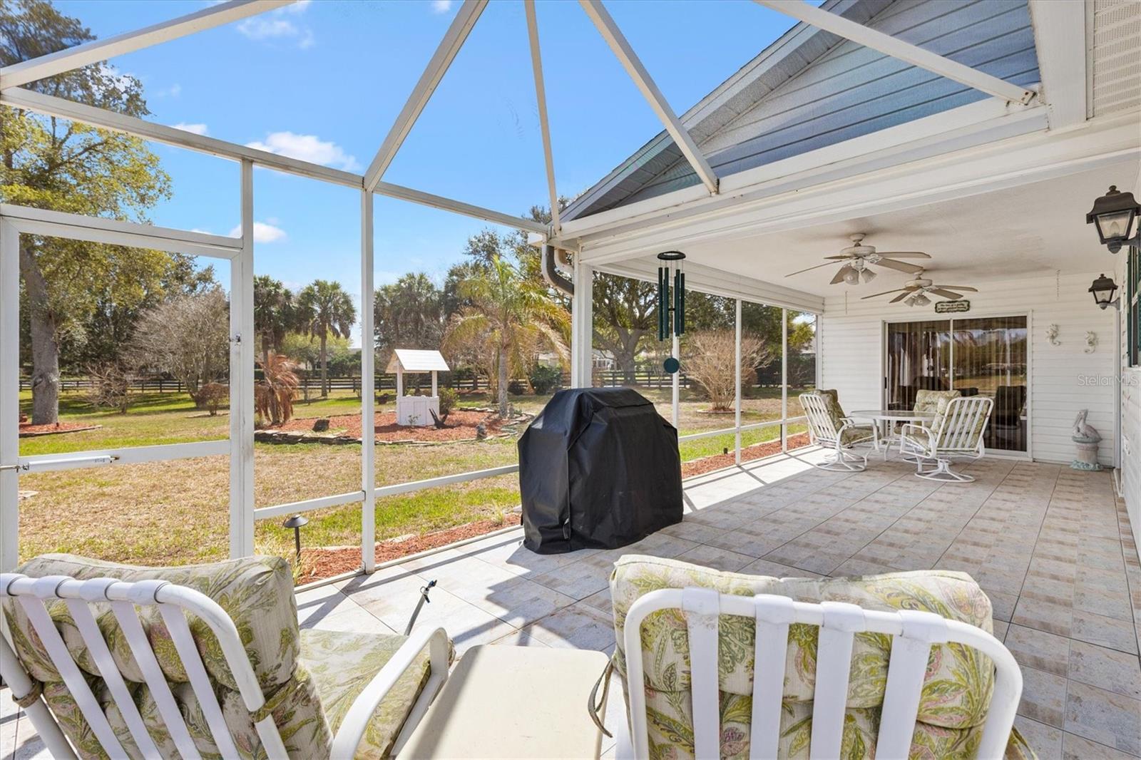 Listing photo id 17 for 1611 Alhambra Way