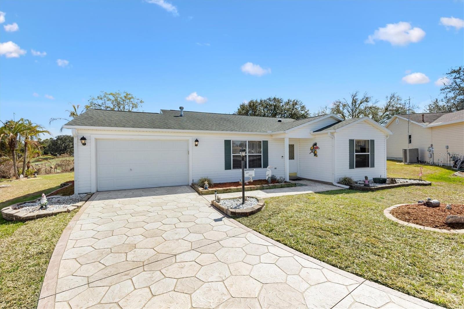 Listing photo id 24 for 1611 Alhambra Way