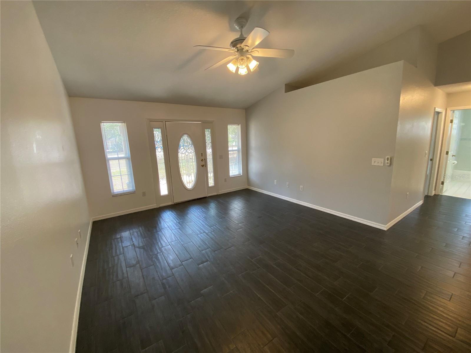 Image 3 of 12 For 9195 163rd Street